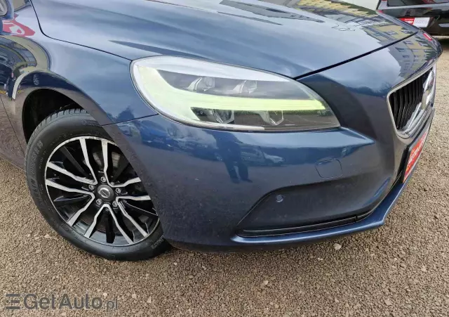 VOLVO V40 D2 Drive-E SCR Momentum