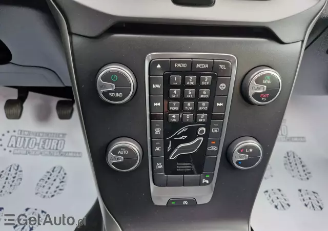 VOLVO V40 D2 Drive-E SCR Momentum