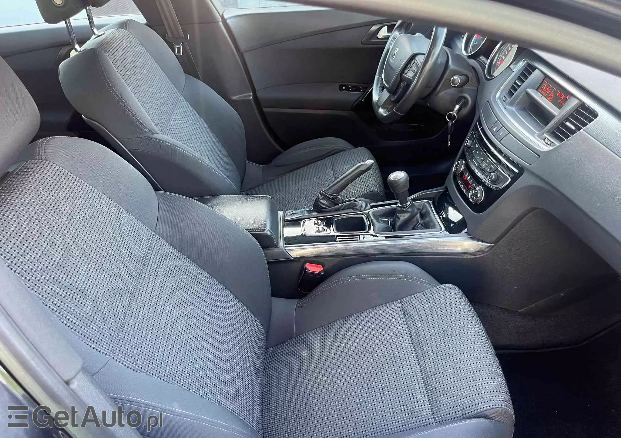 PEUGEOT 508 2.0 HDi Active