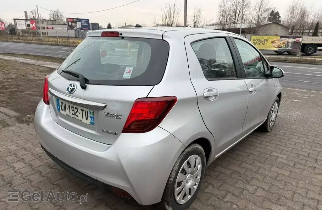 TOYOTA Yaris 