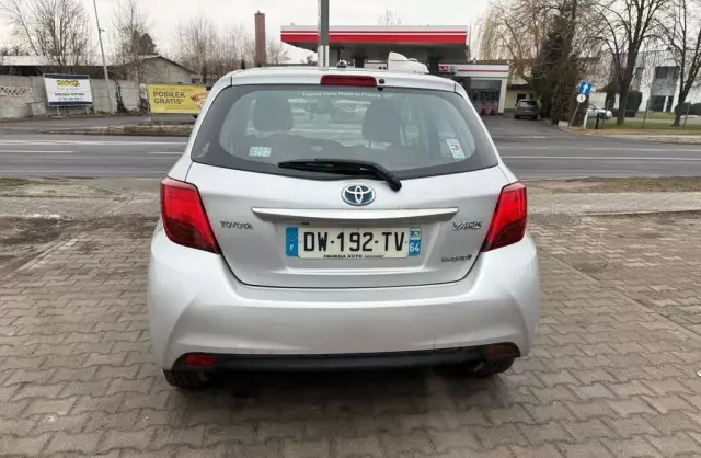 TOYOTA Yaris 