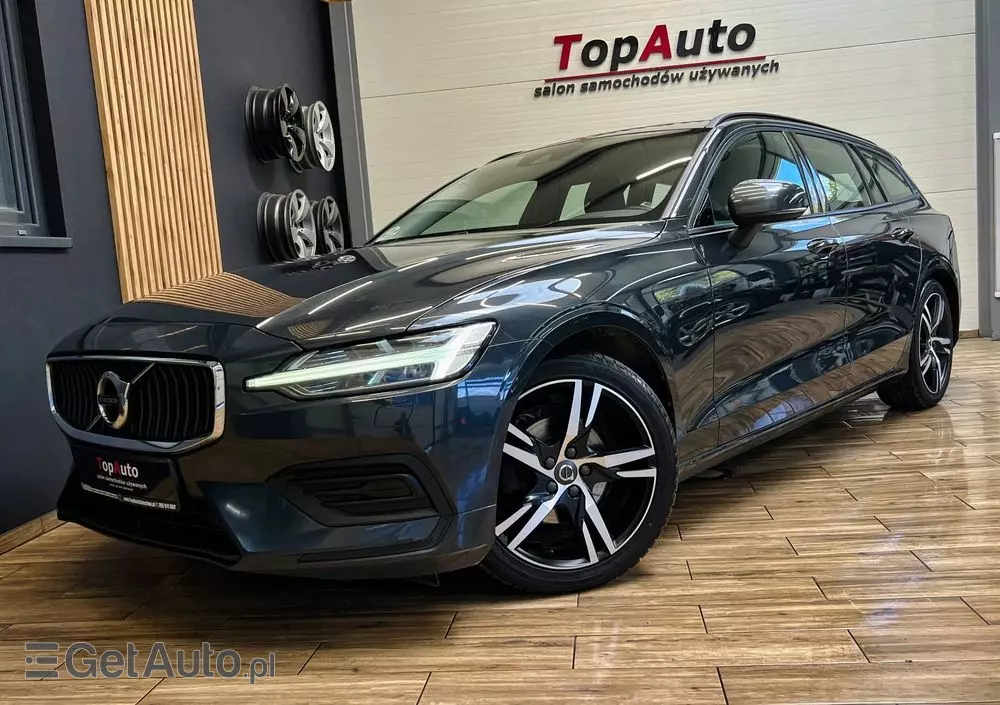 VOLVO V60 D4 Momentum