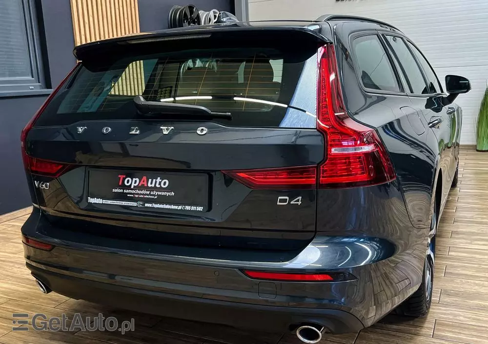VOLVO V60 D4 Momentum