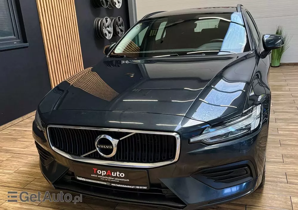 VOLVO V60 D4 Momentum