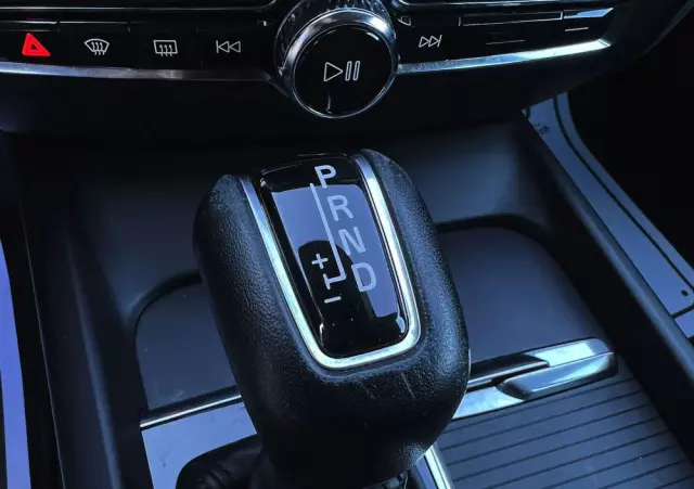 VOLVO V60 D4 Momentum