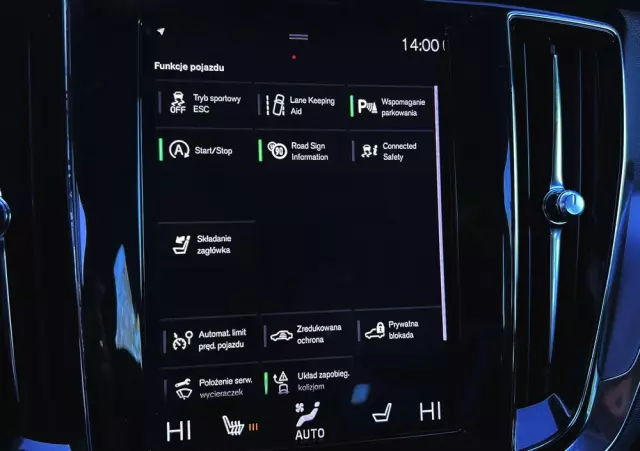 VOLVO V60 D4 Momentum