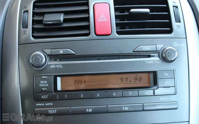 TOYOTA Auris  1.6 VVT-i Team