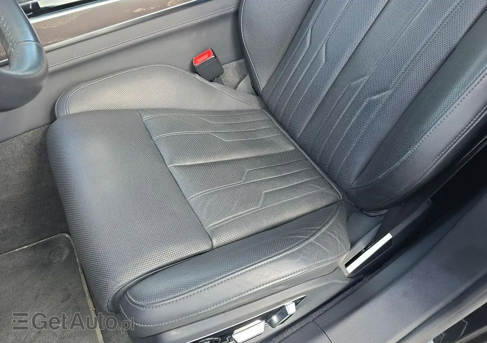 AUDI A8 L 50 TDI quattro tiptronic