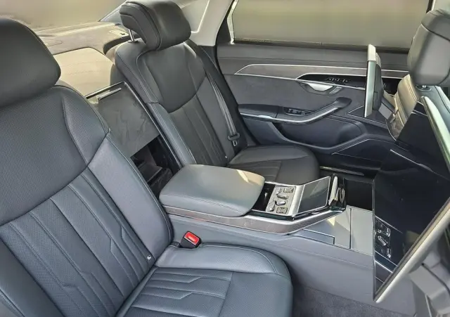 AUDI A8 L 50 TDI quattro tiptronic