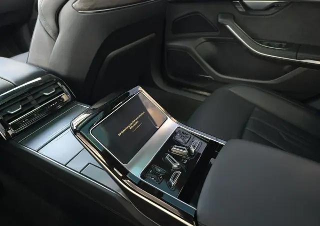 AUDI A8 L 50 TDI quattro tiptronic