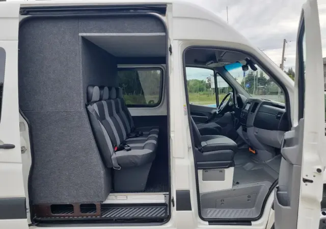 VOLKSWAGEN Crafter 