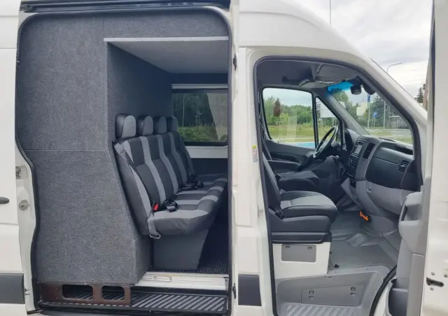 VOLKSWAGEN Crafter 