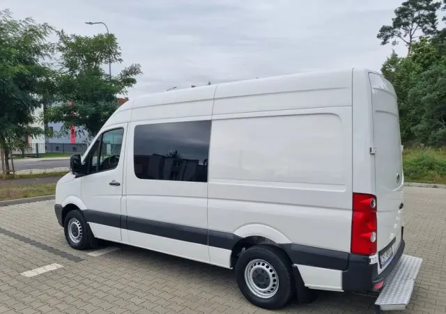 VOLKSWAGEN Crafter 