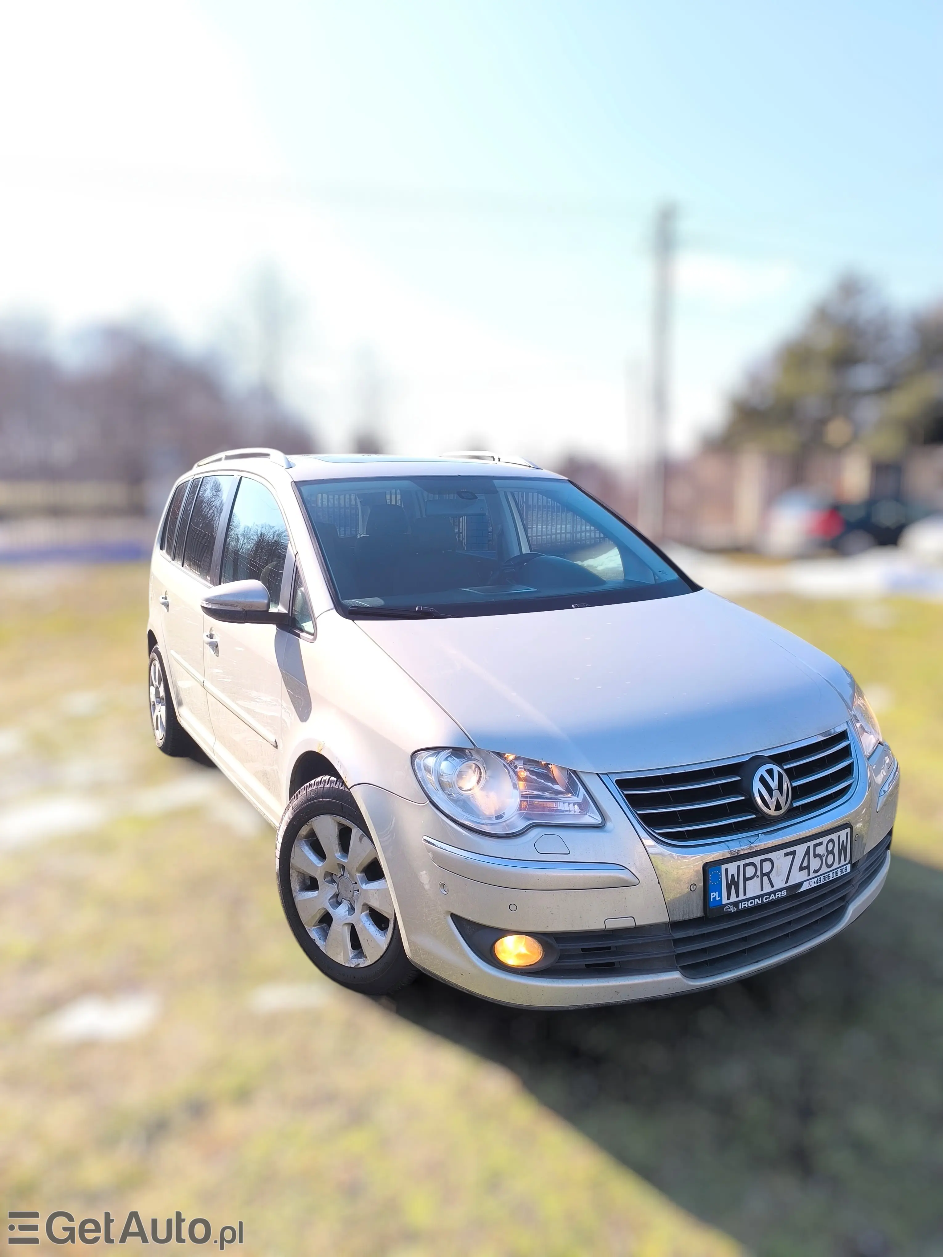 VOLKSWAGEN Touran 