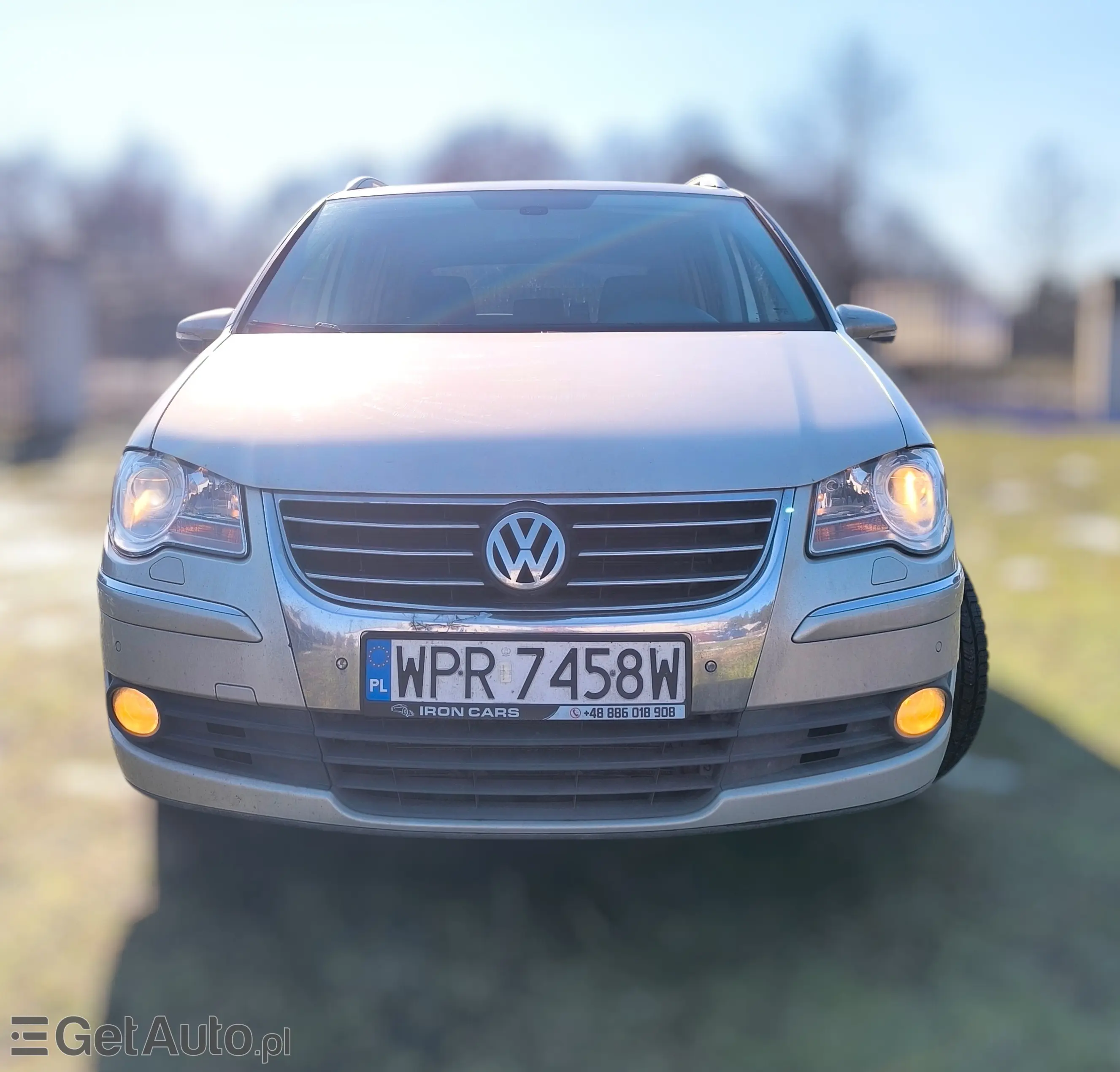 VOLKSWAGEN Touran 