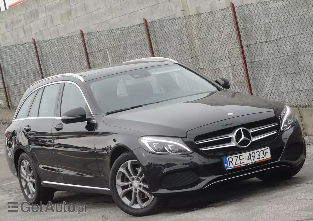 MERCEDES-BENZ Klasa C 220 d 4Matic T 9G-TRONIC Avantgarde