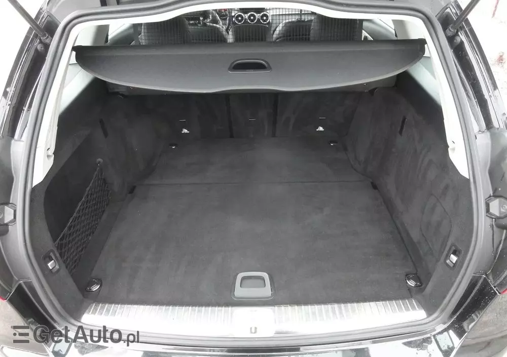 MERCEDES-BENZ Klasa C 220 d 4Matic T 9G-TRONIC Avantgarde