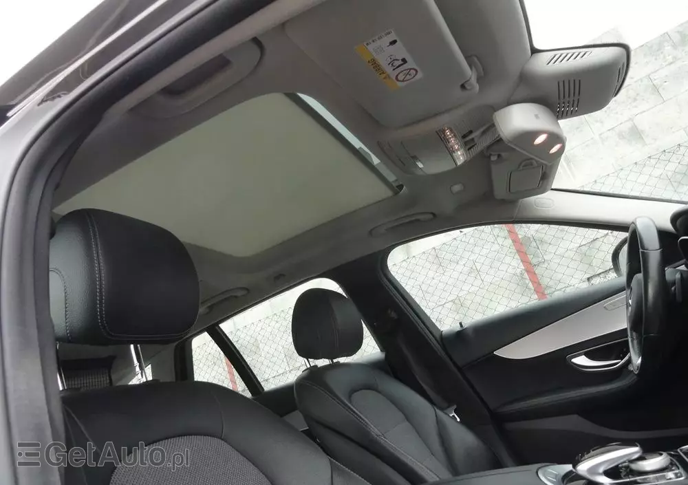 MERCEDES-BENZ Klasa C 220 d 4Matic T 9G-TRONIC Avantgarde