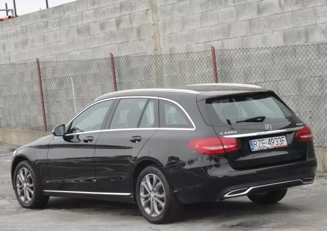 MERCEDES-BENZ Klasa C 220 d 4Matic T 9G-TRONIC Avantgarde
