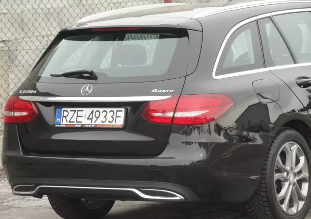 MERCEDES-BENZ Klasa C 220 d 4Matic T 9G-TRONIC Avantgarde