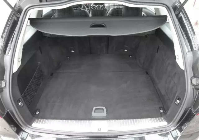 MERCEDES-BENZ Klasa C 220 d 4Matic T 9G-TRONIC Avantgarde