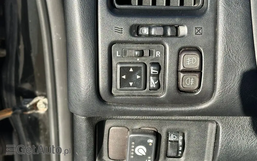 MITSUBISHI Galant 2.5 V6 Avance