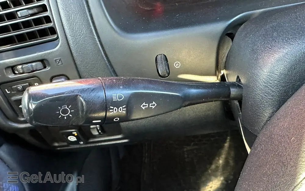 MITSUBISHI Galant 2.5 V6 Avance