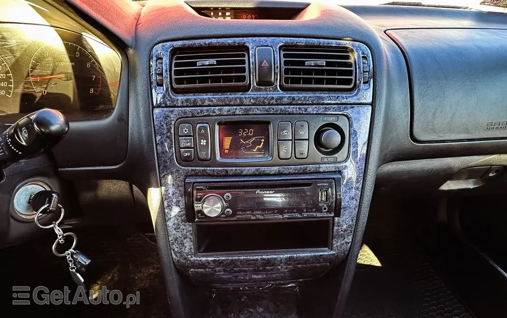 MITSUBISHI Galant 2.5 V6 Avance