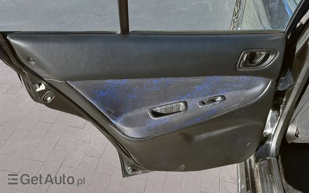 MITSUBISHI Galant 2.5 V6 Avance