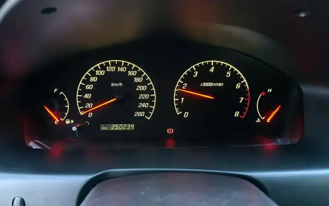 MITSUBISHI Galant 2.5 V6 Avance