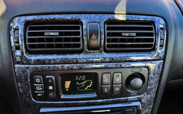 MITSUBISHI Galant 2.5 V6 Avance