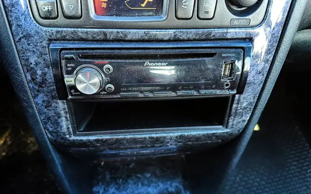 MITSUBISHI Galant 2.5 V6 Avance