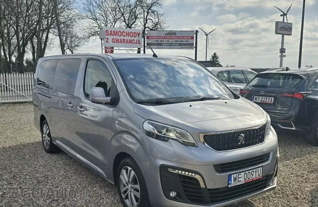 PEUGEOT Traveller 