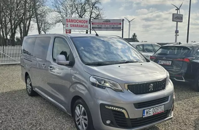 PEUGEOT Traveller 