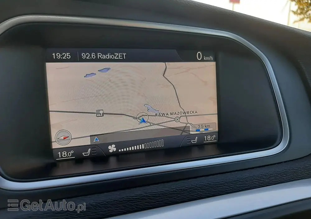 VOLVO V40 Cross Country D2