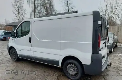 RENAULT Trafic 