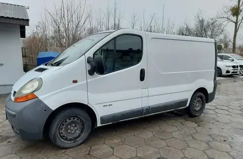 RENAULT Trafic 