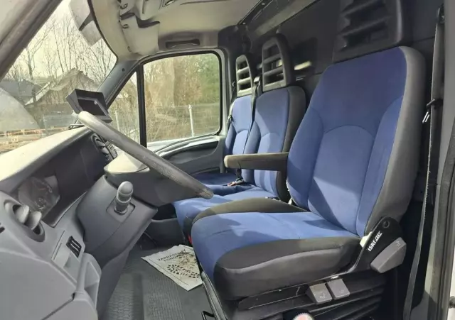 IVECO DAILY 