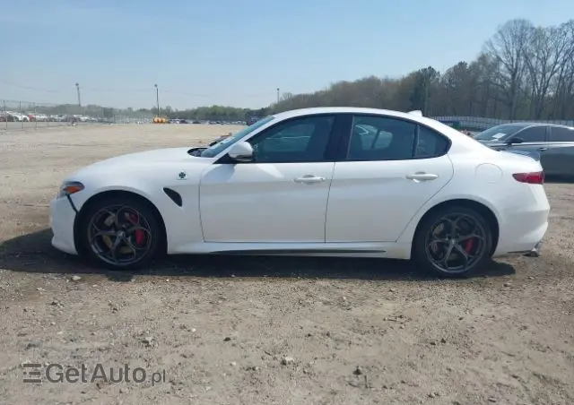 ALFA ROMEO Giulia 2.9 Bi Turbo V6 Quadrifoglio