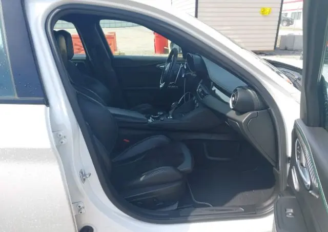 ALFA ROMEO Giulia 2.9 Bi Turbo V6 Quadrifoglio