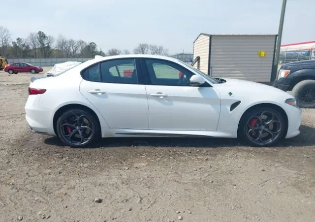 ALFA ROMEO Giulia 2.9 Bi Turbo V6 Quadrifoglio