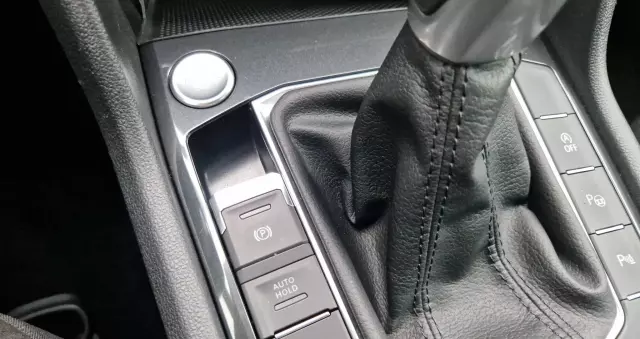 VOLKSWAGEN Tiguan 2.0 TDI Elegance DSG