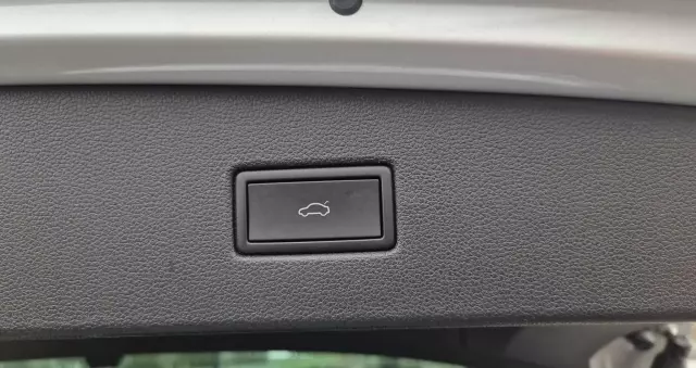 VOLKSWAGEN Tiguan 2.0 TDI Elegance DSG