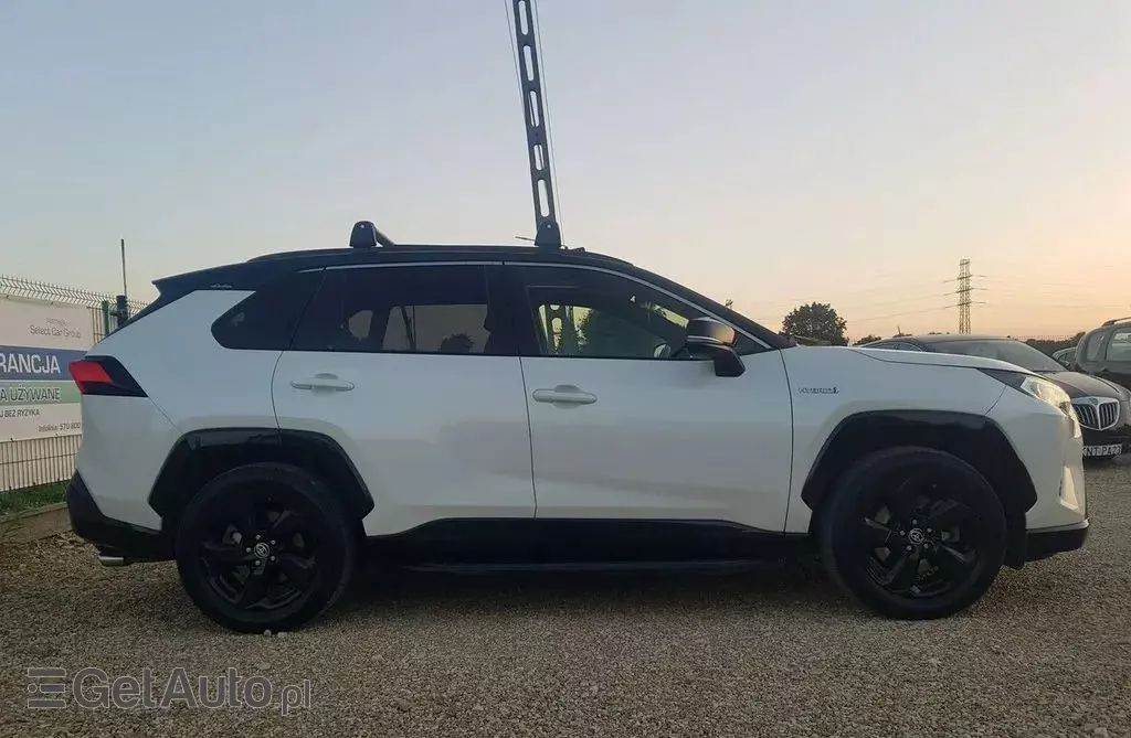 TOYOTA RAV4 