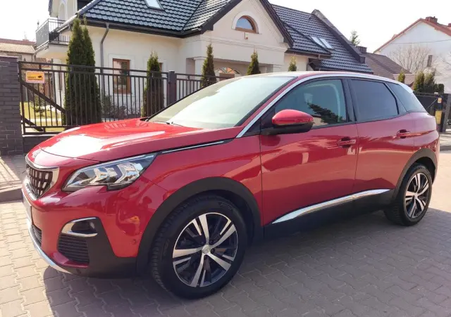 PEUGEOT 3008 BlueHDi 130 Stop & Start Allure