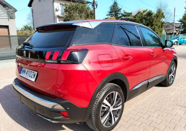 PEUGEOT 3008 BlueHDi 130 Stop & Start Allure