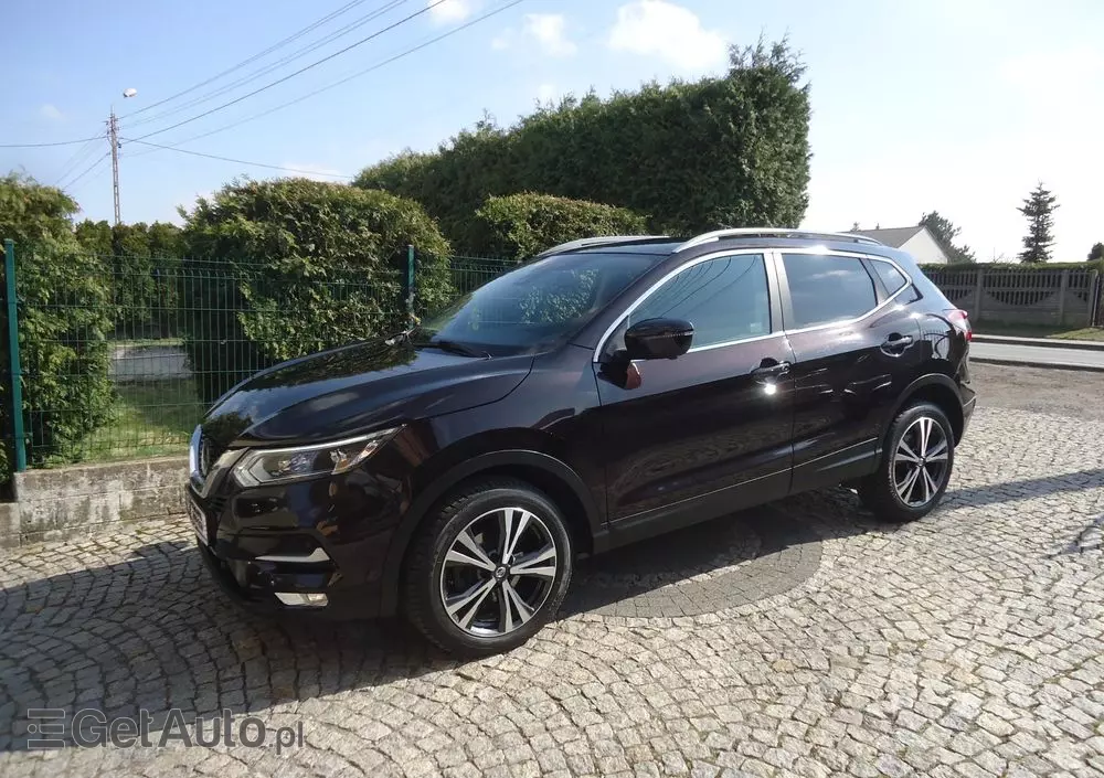 NISSAN Qashqai 1.3 DIG-T N-Connecta