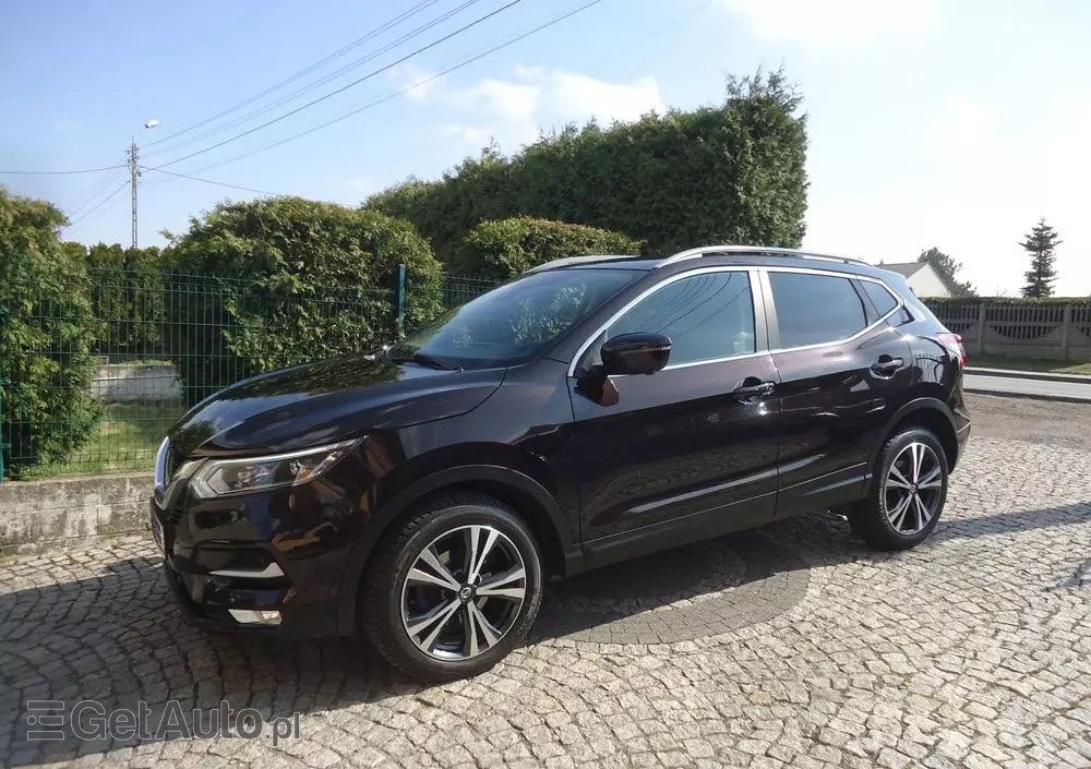 NISSAN Qashqai 1.3 DIG-T N-Connecta