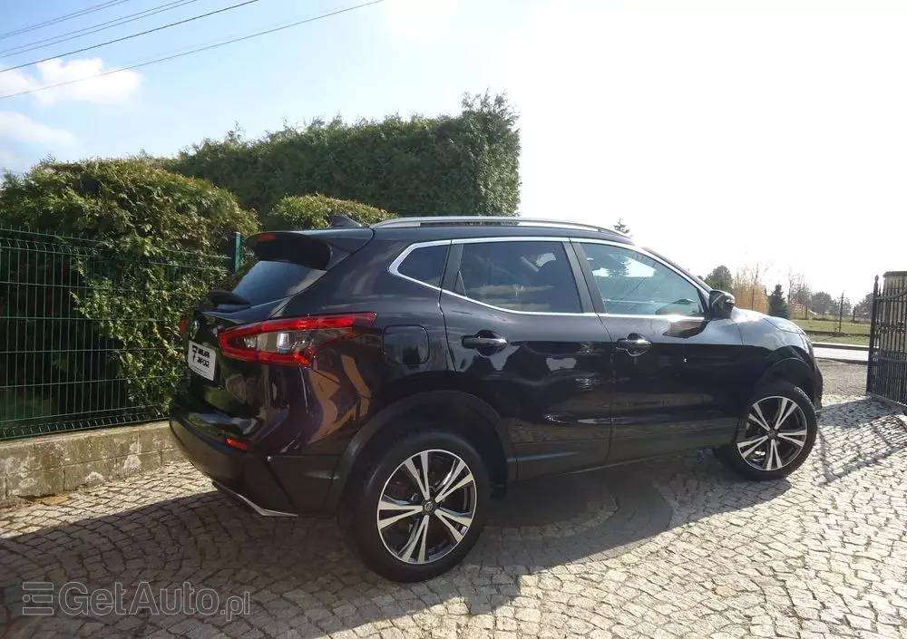 NISSAN Qashqai 1.3 DIG-T N-Connecta