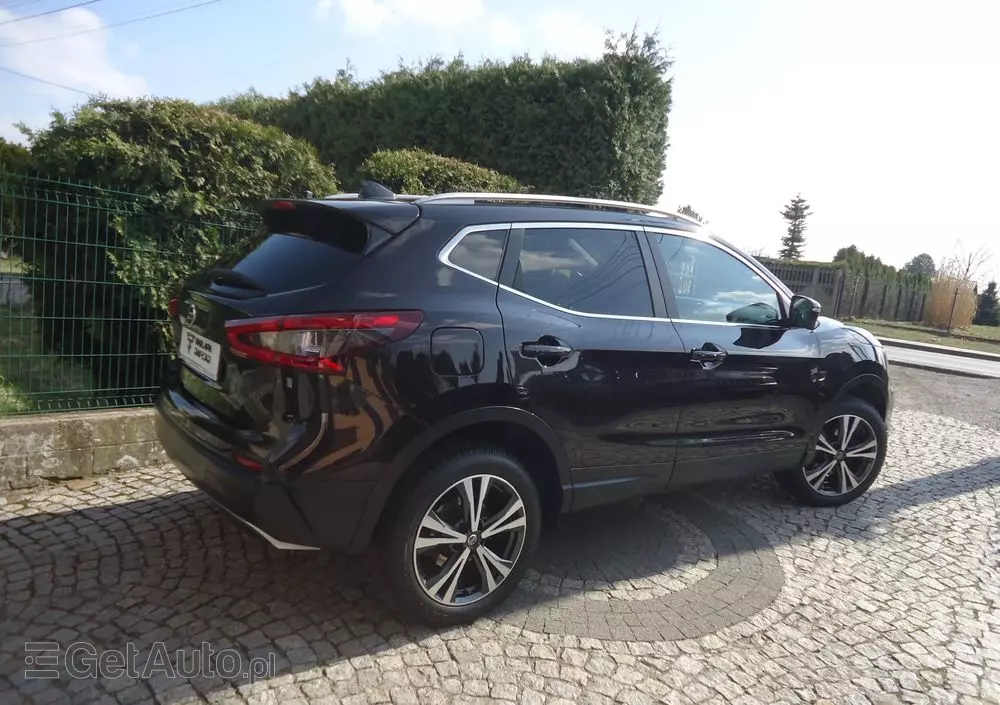 NISSAN Qashqai 1.3 DIG-T N-Connecta